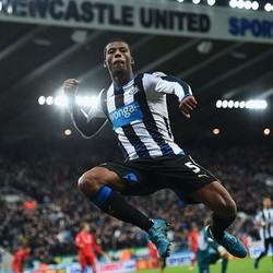 Georginio Wijnaldum: Jadi Juara di Belanda, Terancam Degradasi di Inggris