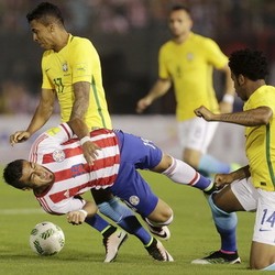 Gol Dani Alves di Injury Time Selamatkan Brasil dari Kekalahan