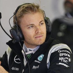 Duel Sengit dengan Siapa lagi, Rosberg?