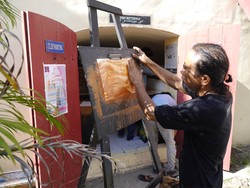 Mampir ke Benteng di Makassar, Bisa Lihat Aksi Kreatif Pelukis Tanah Liat