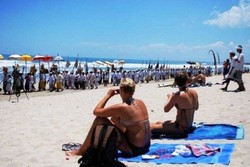 Kunjungan Wisman Februari 2016 Naik 5,26% Dibanding Tahun Lalu