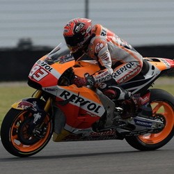 Marquez Start Terdepan, Rossi Kedua, Lorenzo Ketiga