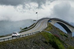 Jembatan di Norwegia yang Paling Ditakuti