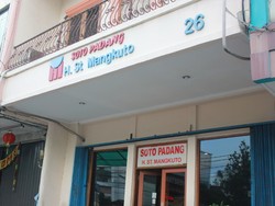 Yuk, Kunjungi 10 Tempat Kuliner Enak Ini Saat Berada di Pasar Baru (2)