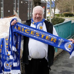 Leicester Juara Premier League 2016 Sudah Muncul di King Power Stadium