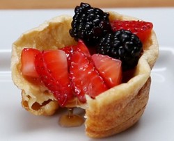 Yuk, Buat Pancake Bentuk Mangkuk yang Unik dan Mudah Ini!