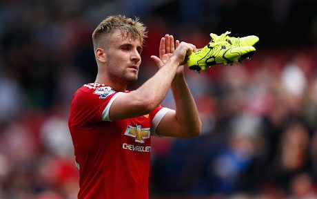 Luke Shaw Kembali Berlatih