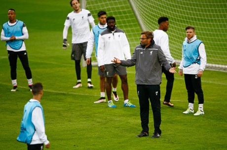 Klopp Jadi Pusat Atensi, Si Merah Bisa Lebih Rileks