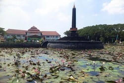 Tugu Bundar, Peringatan Proklamasi Kemerdekaan di Malang