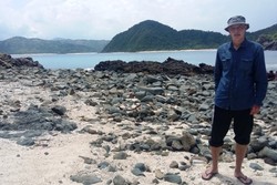 Turis Asing Keluhkan Minimnya Petunjuk Jalan ke Pantai Semeti, Lombok