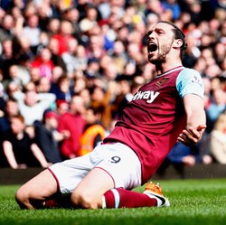 Carroll Sukses Manfaatkan Kelemahan Arsenal