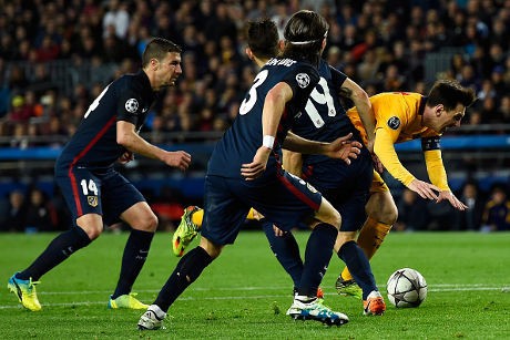 Barca Sedang Terluka, Kesempatan Atletico Menerkam Balik