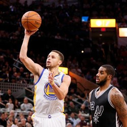 Tekuk Spurs, Warriors Bukukan Kemenangan ke-72 dan Samai Rekor Bulls