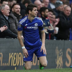Tekad Oscar Tampil Habis-habisan Demi Pikat Conte