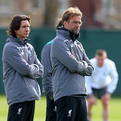 Klopp: Takkan Ada Bendera Putih di Anfield