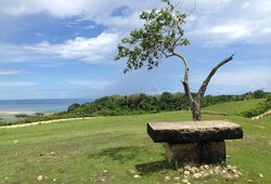 Melihat Peninggalan Zaman Megalitikum di Sumba