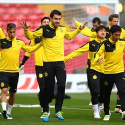 Dortmund Incar Gol Cepat di Anfield