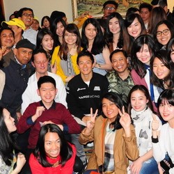 Hangatnya Pertemuan Rio dan Masyarakat Indonesia di Shanghai