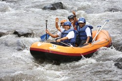 Kenalkan Arung Jeram, Banyuwangi Gelar Festival Karo Rafting & Tubing