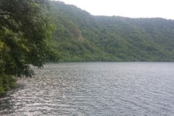 Sudah Tahu, Dompu di NTB Punya Danau Seindah Ini