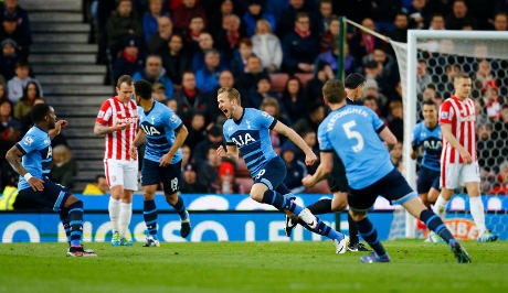 Hantam Stoke 4-0, Spurs Rapatkan Jarak dengan Leicester