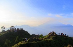 Pagi Magis di Tanah Para Dewa