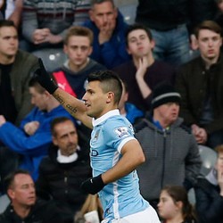 Aguero Sudah 100 Gol di Premier League