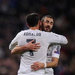 Madrid Bawa Ronaldo dan Benzema ke Manchester