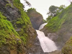 Curug Jaga Pati dan Ngaleng, Yang Segar-segar di Garut Selatan