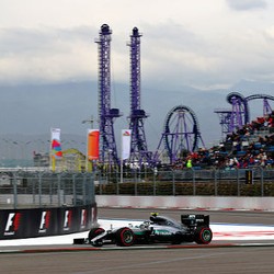 Rosberg Pole Lagi, Rio Start di Posisi ke-21