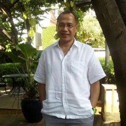 Prestasi Jeblok, Pelti Pecat Pelatih