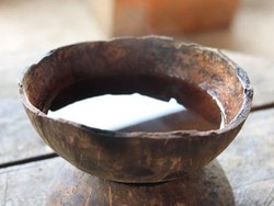 Libur Panjang di Sumbar, Nikmati Kopi dalam Tempurung