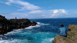 Long Weekend ke Gunungkidul, Datangi Pantai Wedi Ombo