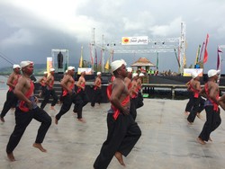 Sasadu On The Sea Tutup Rangkaian Festival Teluk Jailolo 2016