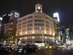 4 Alasan Traveler Pecinta Belanja Harus Coba ke Ginza di Tokyo