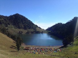 Ranu Kumbolo, Danau Suci di Semeru