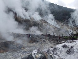 Eksotisme Kawah Ratu Gunung Salak