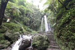 Air Terjun Jumog, yang Seru di Karanganyar