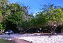 Bambarano, Pantai Perawan di Sulawesi Tengah