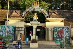 Mengunjungi Maskot Dufan di Tarakan