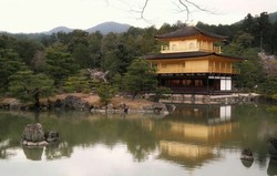 Wow! Jepang Punya Kuil Emas
