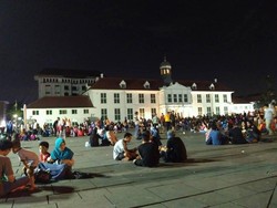 Menikmati Malam Hari Kota Tua Jakarta