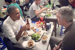Seperti Obama, Coba Makan Bun Cha Saat ke Vietnam