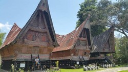 Belajar Cinta Sejarah ke Museum Batak Balige