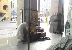 Adzan & Toko yang Langsung Tutup di Madinah