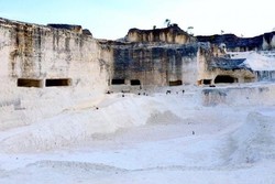 Melihat Salju di Bukit Jaddih, Madura