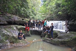 Sejuknya Sarasah Barasok, Air Terjun Keren di Sumbar