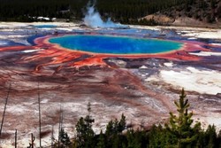 Curi Air Panas Yellowstone, Turis China Didenda Rp 13 Juta!