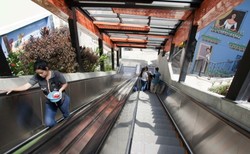 Seperti Apa Eskalator yang Tingginya 384 Meter?