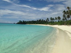 Oyama, Pantai dengan Air Sejernih Kaca di Sulawesi Tengah